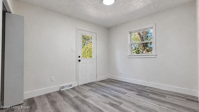 3608 Goldsmith Ln, Louisville, KY 40220
