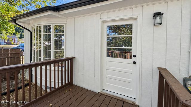 3608 Goldsmith Ln, Louisville, KY 40220