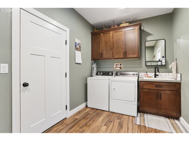 24315 Ne DOLE VALLEY Rd, Yacolt, WA 98675