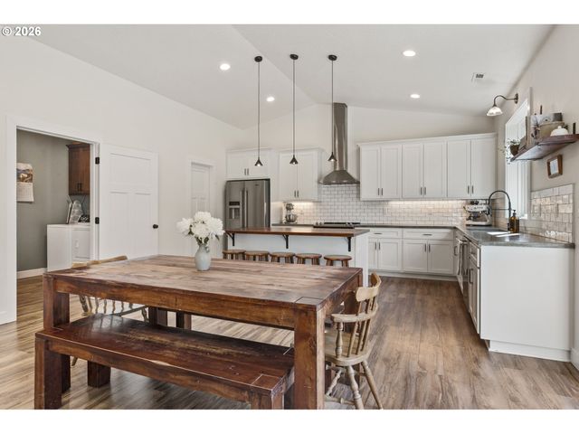 24315 Ne DOLE VALLEY Rd, Yacolt, WA 98675