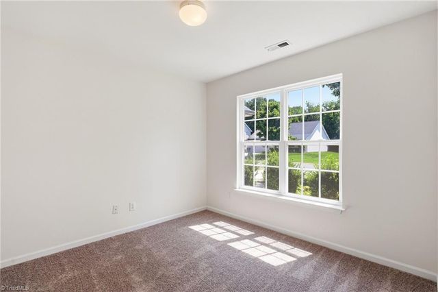 514 Walnut Crossing Drive, Whitsett, NC 27377