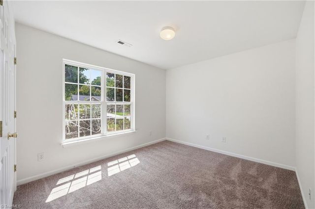 514 Walnut Crossing Drive, Whitsett, NC 27377