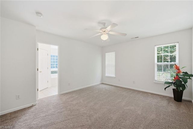 514 Walnut Crossing Drive, Whitsett, NC 27377