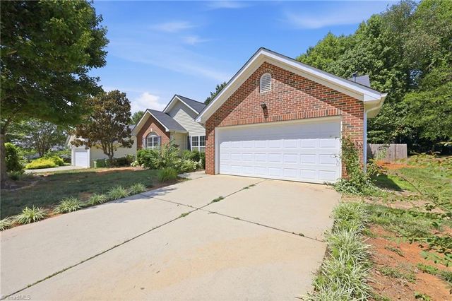 514 Walnut Crossing Drive, Whitsett, NC 27377
