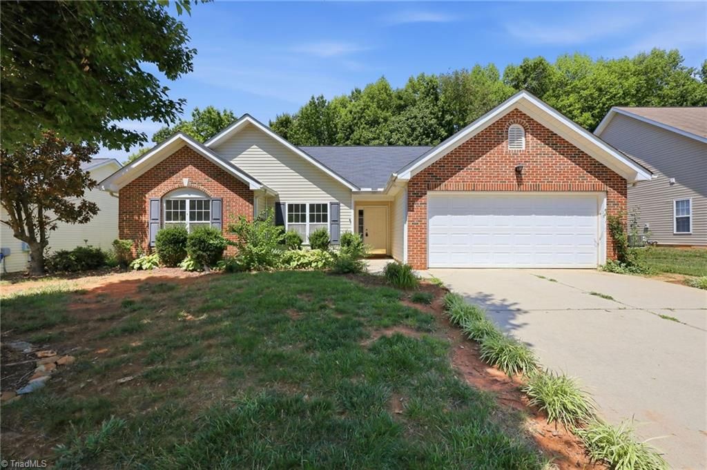 514 Walnut Crossing Drive, Whitsett, NC 27377