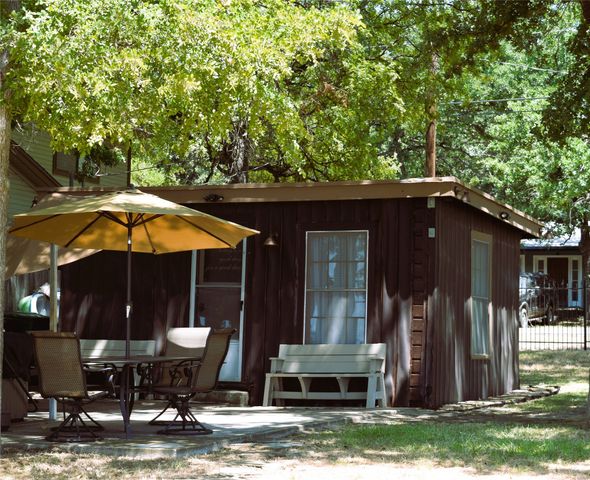 1411 E Lake Drive, Weatherford, TX 76087
