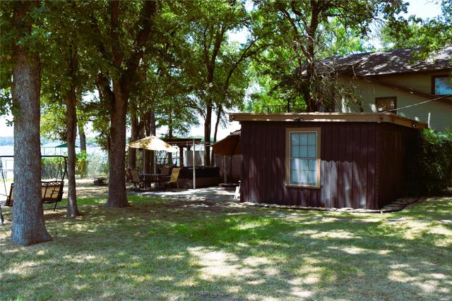 1411 E Lake Drive, Weatherford, TX 76087
