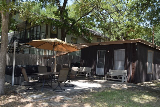 1411 E Lake Drive, Weatherford, TX 76087