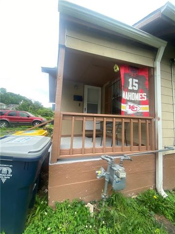 4435 Norton Avenue, Kansas City, MO 64130