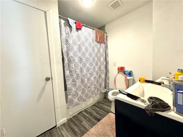 4435 Norton Avenue, Kansas City, MO 64130