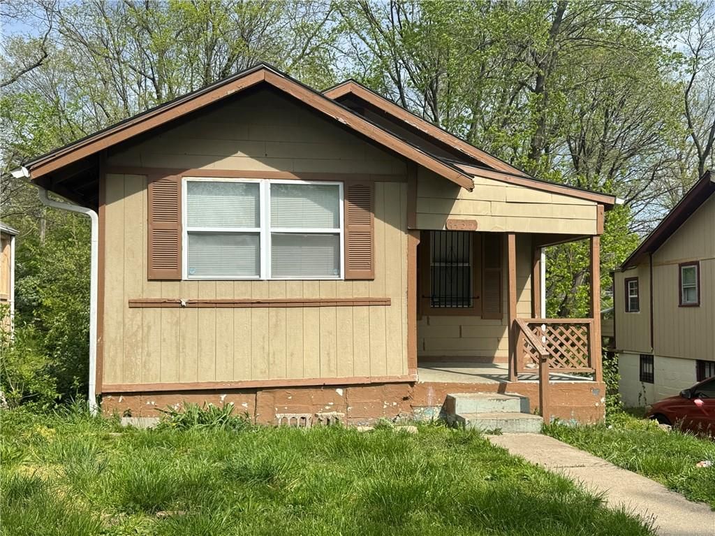 4435 Norton Avenue, Kansas City, MO 64130