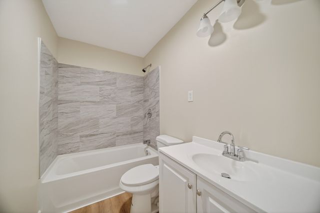 1917 E 7TH Street, Erie, PA 16511