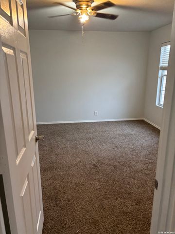 13407 Rhodes Villa, San Antonio, TX 78249