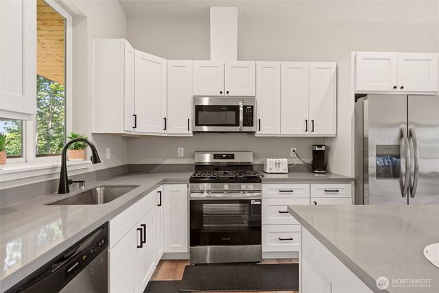 254 Skyler Way, Eatonville, WA 98328