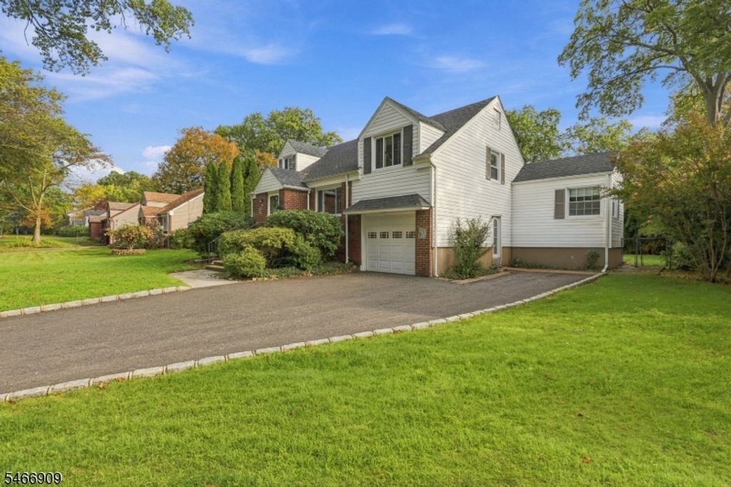 55 Monmouth Rd, Glen Rock Boro, NJ 07452 — photo 3