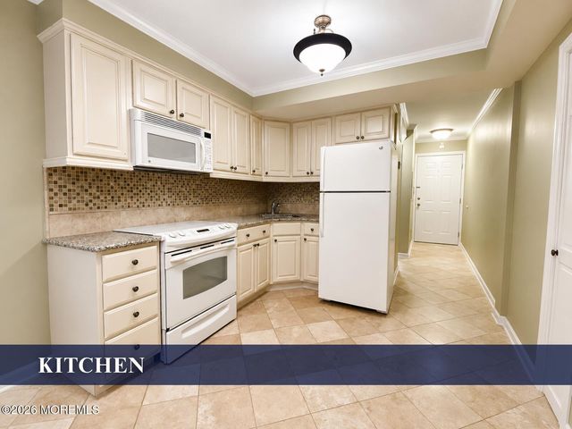15 Garfield Avenue 105, Avon-by-the-sea, NJ 07717