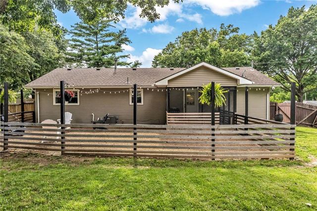 5035 N Euclid Street, Kansas City, MO 64118