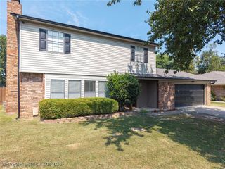 10811 Old Harbor Road, Fort Smith, AR 72903
