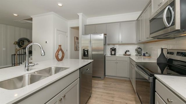 4904 Balsa Point, Acworth, GA 30101
