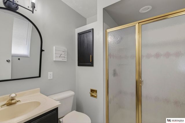 103 Hillcrest Avenue, Bellevue, NE 68005