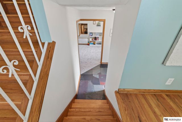 103 Hillcrest Avenue, Bellevue, NE 68005