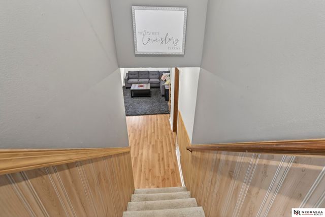 103 Hillcrest Avenue, Bellevue, NE 68005