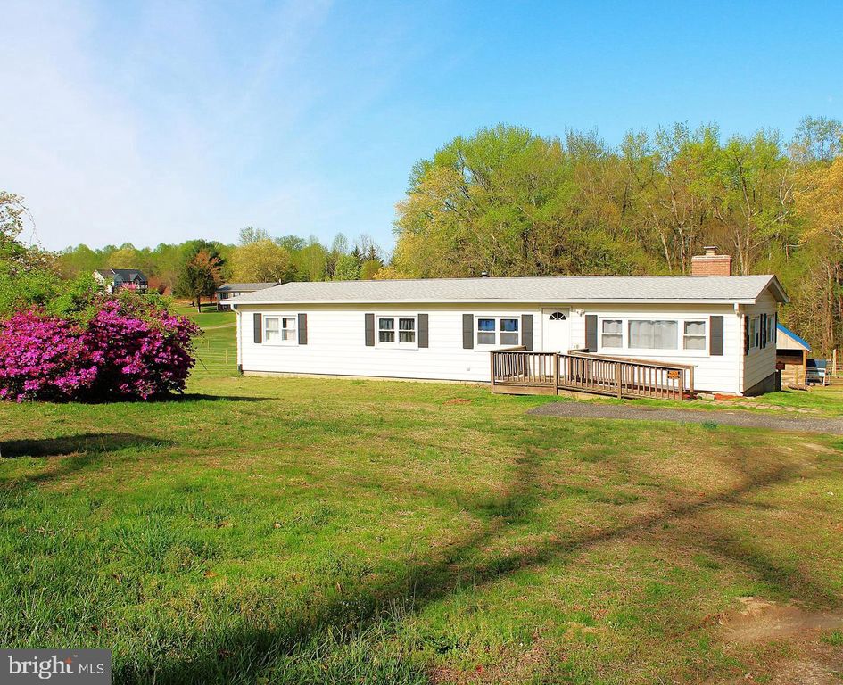 3730 HUNTING CREEK RD, Huntingtown, MD 20639