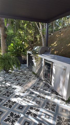 7 MOUNTAIN VIEW E ST, LOMAS DEL SOL, Guaynabo, PR 00969