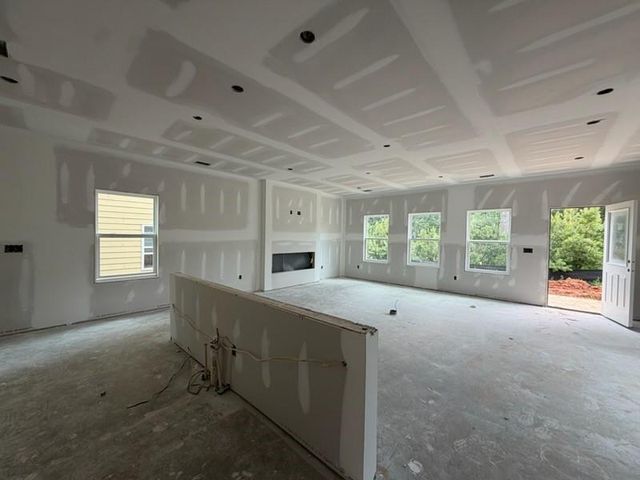 348 Marigold Lane, Woodstock, GA 30188