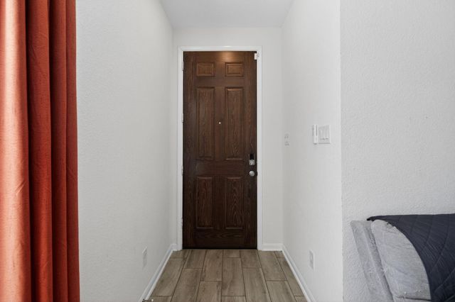 15618 Cliffside Arbor Lane, Houston, TX 77044