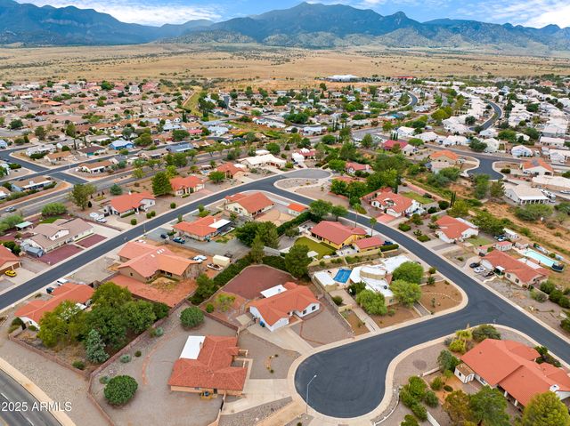 1880 SUNBURST Place, Sierra Vista, AZ 85635