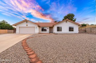 1880 SUNBURST Place, Sierra Vista, AZ 85635