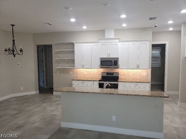249 Rotonda CIR, Rotonda West, FL 33947