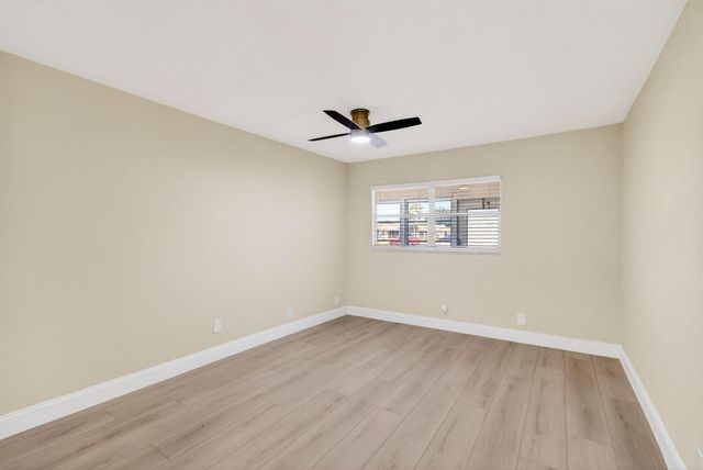225 Seville Boulevard J, Delray Beach, FL 33446