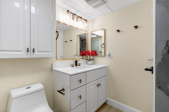 225 Seville Boulevard J, Delray Beach, FL 33446