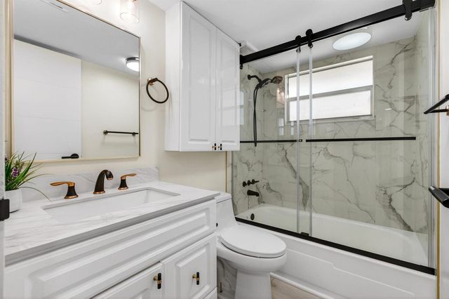 225 Seville Boulevard J, Delray Beach, FL 33446
