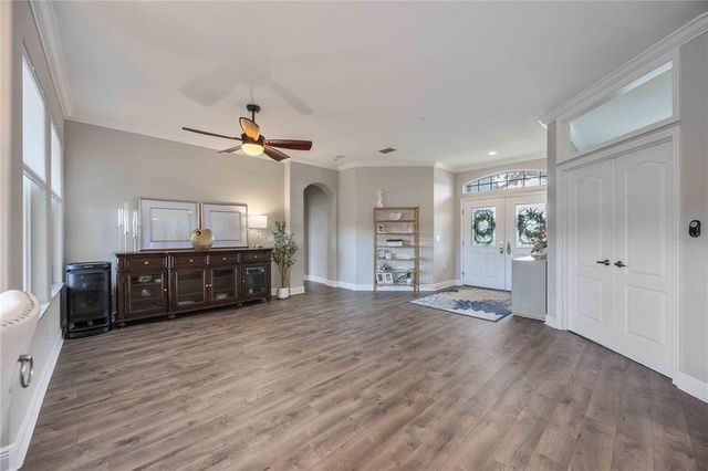 9937 LAUREL VALLEY AVENUE CIRCLE, Bradenton, FL 34202