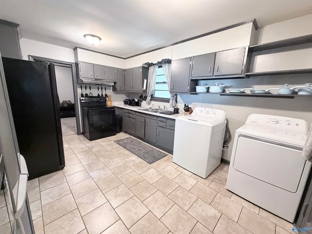 1414 10th Avenue SE, Decatur, AL 35601