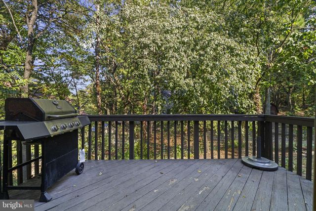 31 SIGNAL DR, Voorhees, NJ 08043
