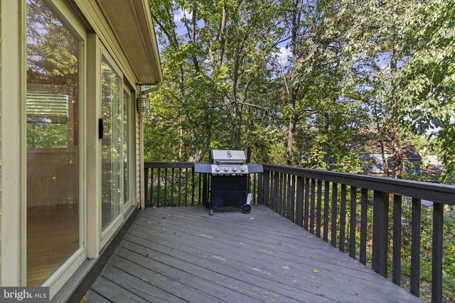 31 SIGNAL DR, Voorhees, NJ 08043