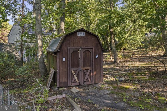 31 SIGNAL DR, Voorhees, NJ 08043