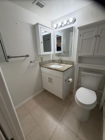 5930 Whispering Pine Way B-1, Greenacres, FL 33463