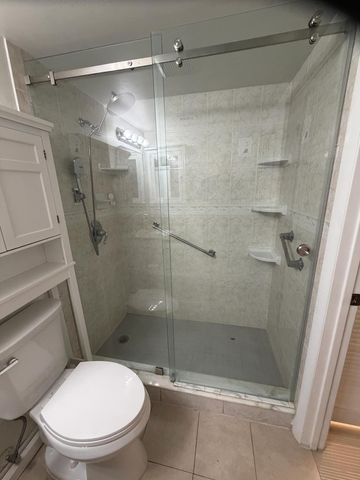 5930 Whispering Pine Way B-1, Greenacres, FL 33463