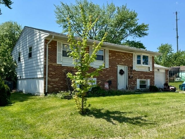 7232 Cosner Drive, Huber Heights, OH 45424