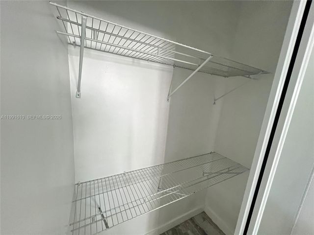 220 Collins Ave 3A, Miami Beach, FL 33139