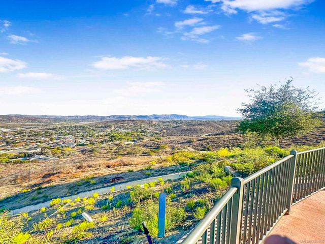 1507 Calabria St, Santee, CA 92071