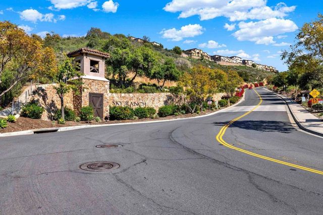 1507 Calabria St, Santee, CA 92071