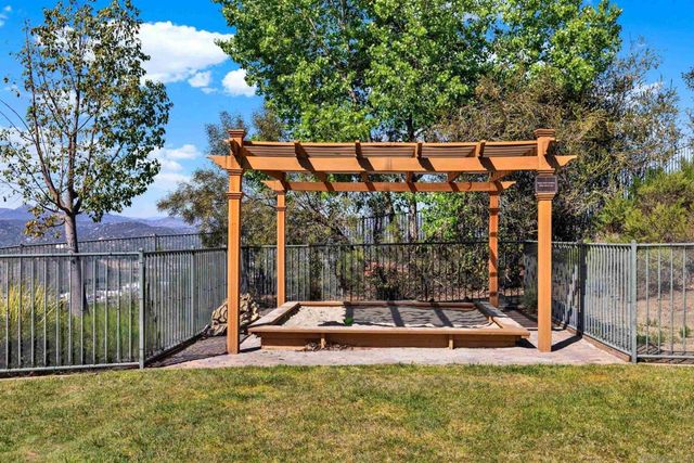 1507 Calabria St, Santee, CA 92071