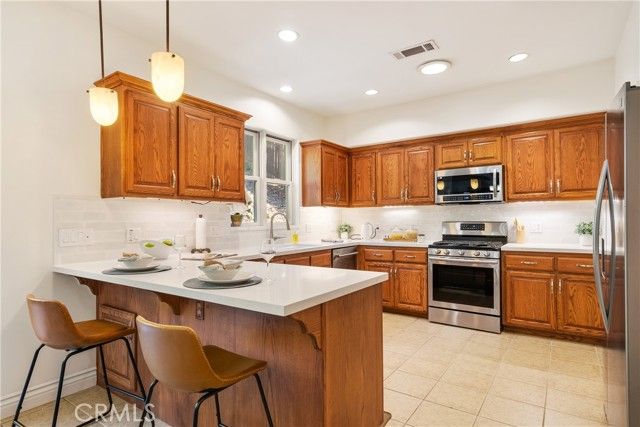 543 Canyon Heights Drive, Azusa, CA 91702