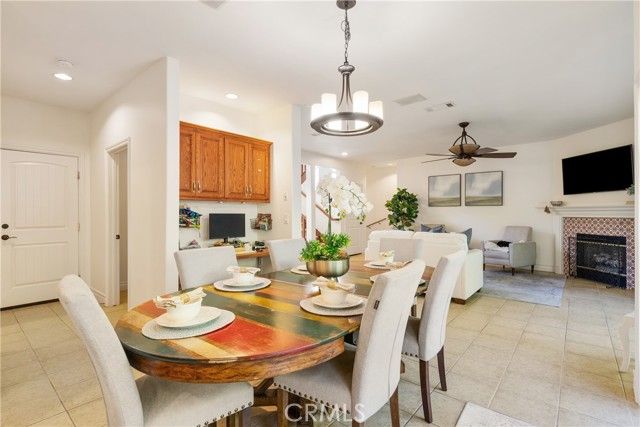 543 Canyon Heights Drive, Azusa, CA 91702